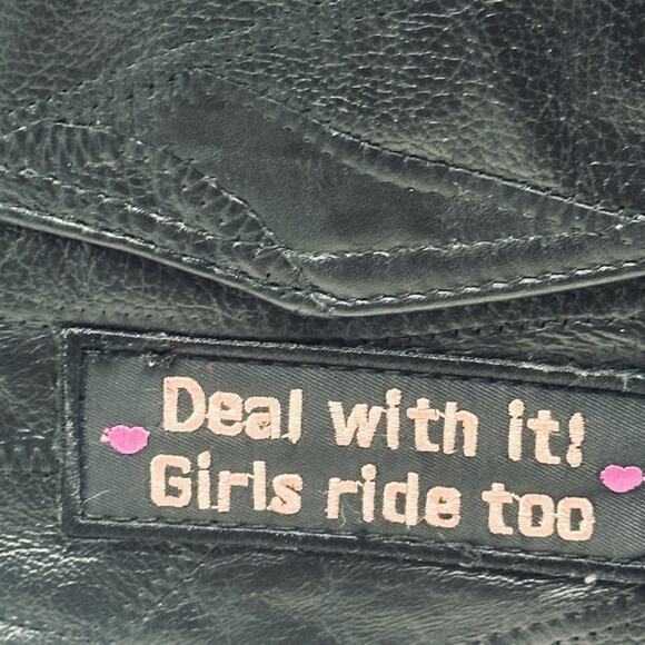 DIAMOND PLATE GENUINE LEATHER BIKER VEST SNAPS LACED SIDES 8 UNIQUE  PATCHES SML - Picture 3 of 14